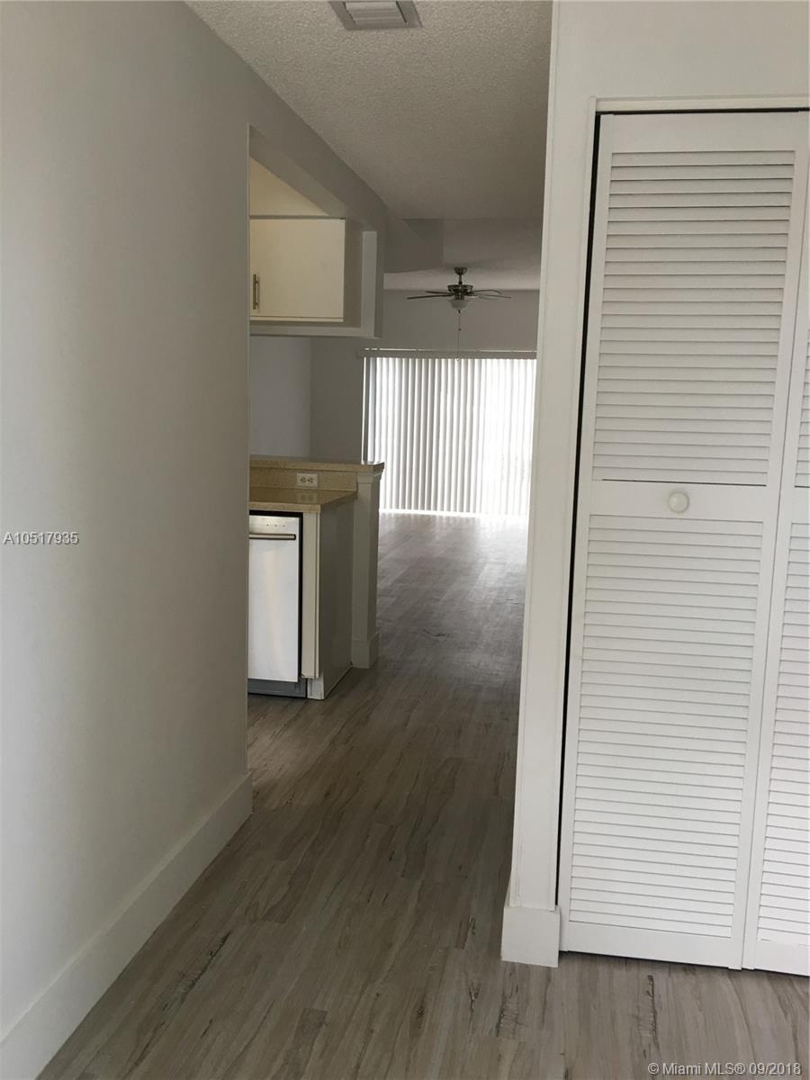 COCONUTS - Residential Lease