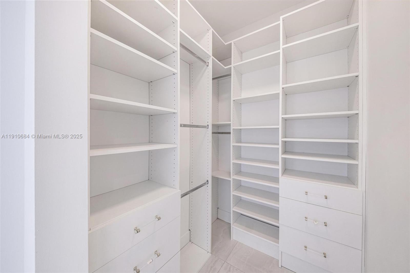 360 CONDO C - Residential