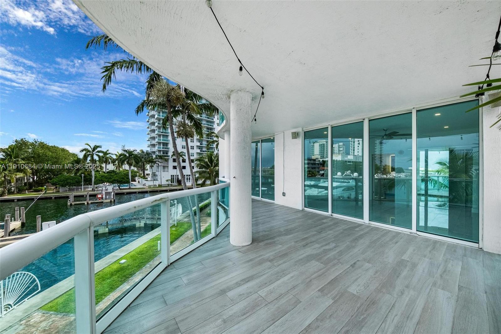 360 CONDO C - Residential