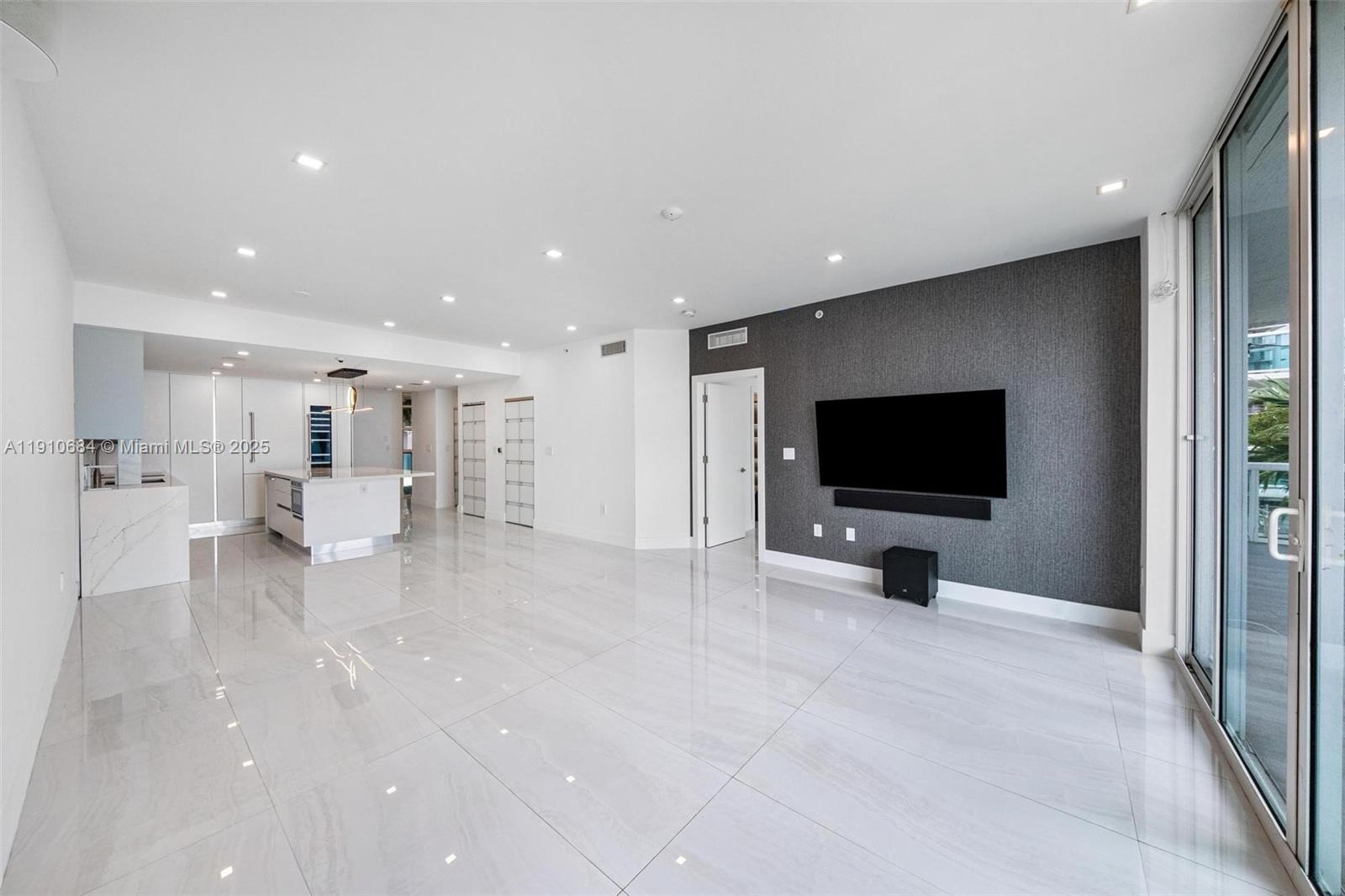 360 CONDO C - Residential