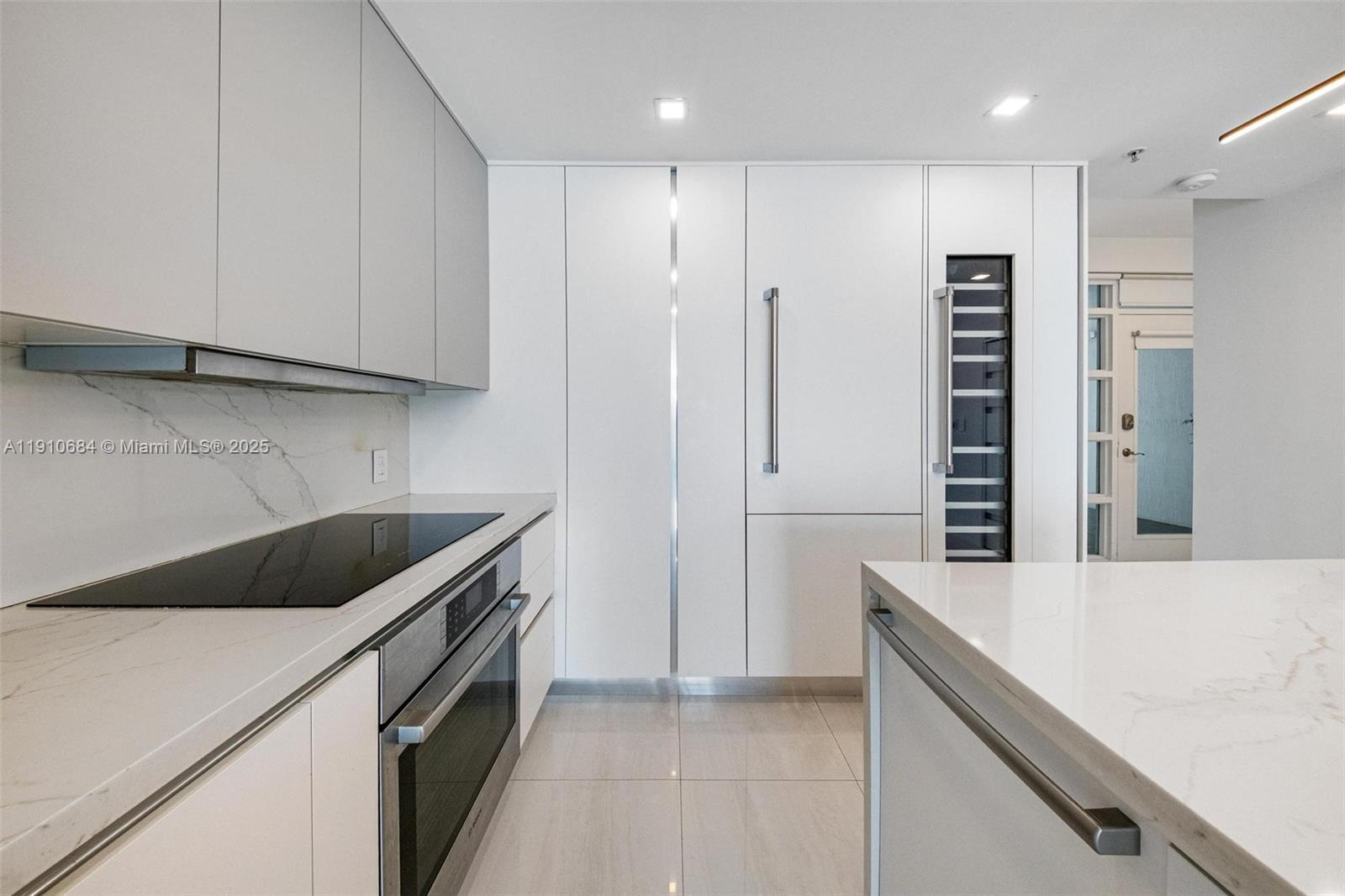 360 CONDO C - Residential