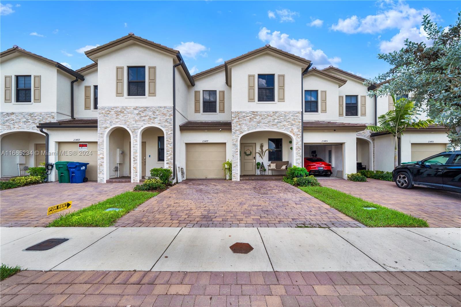 Property for Sale at 23477 Sw 129th Pl, Homestead, Miami-Dade County, Florida - Bedrooms: 3 
Bathrooms: 3  - $519,990
