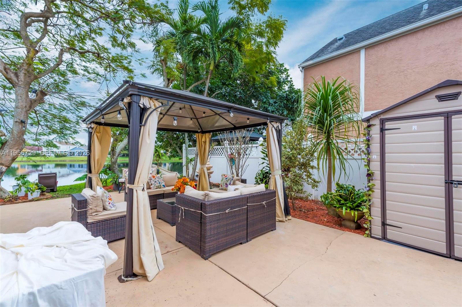 MEADOWS OF MIRAMAR - Residential