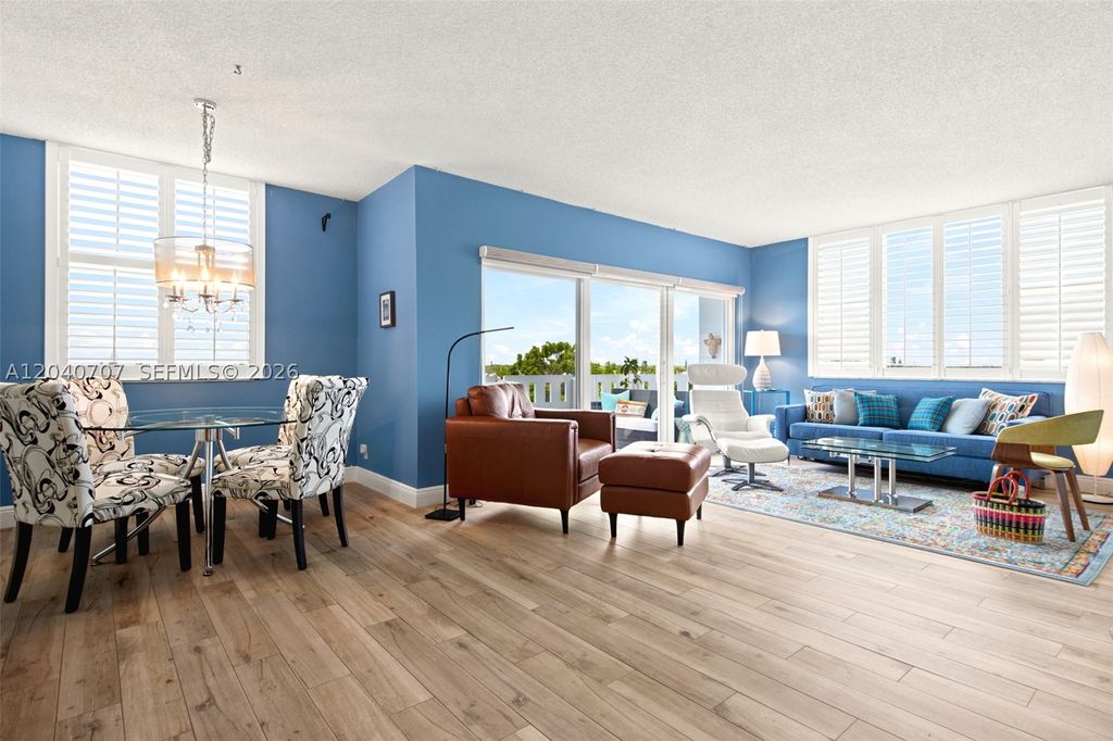 Photo of 4350 Hillcrest Dr #611, Hollywood, FL 33021 (MLS # A12040707)