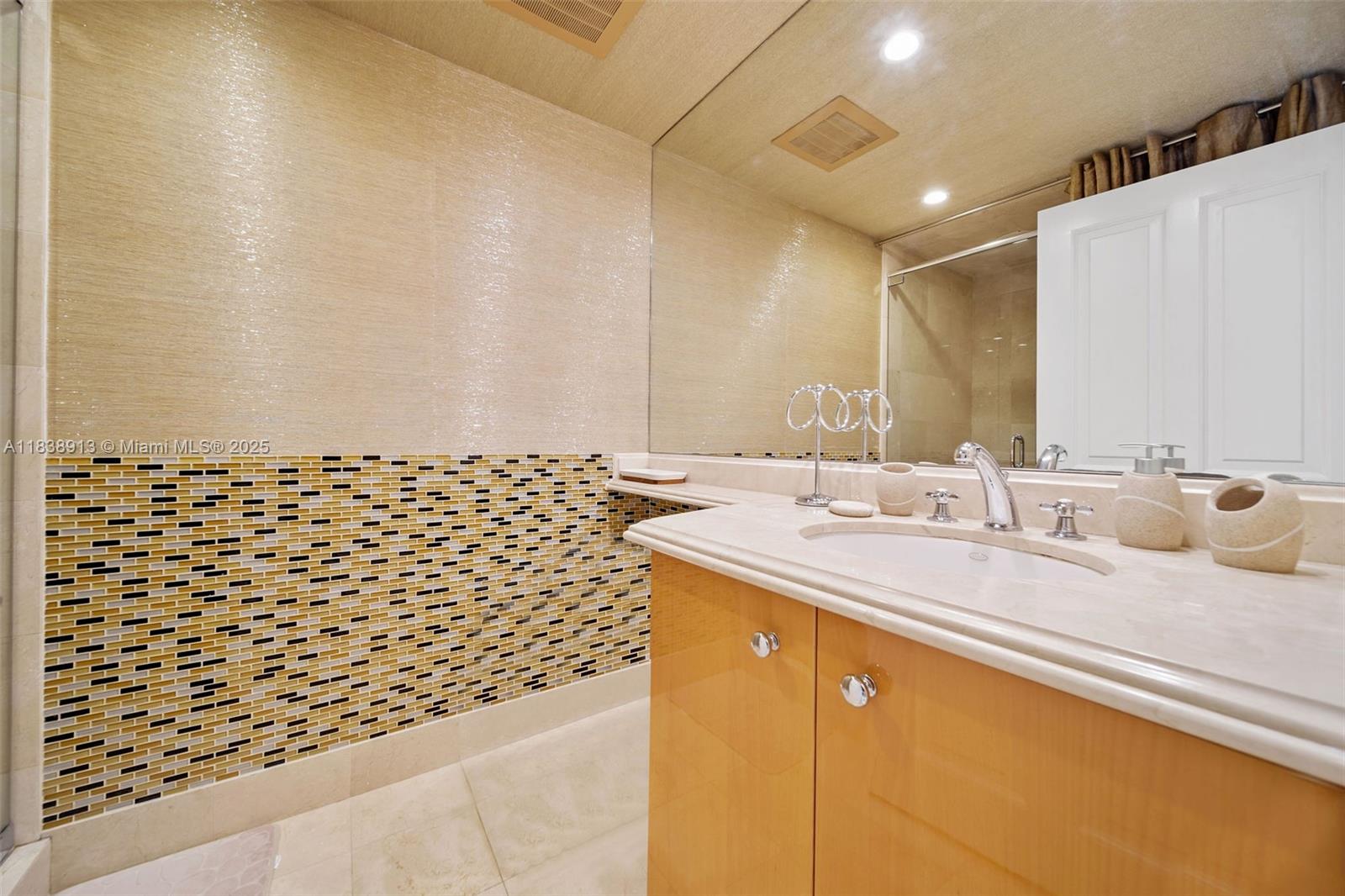 ACQUALINA OCEAN RESIDENCE - Residential Lease