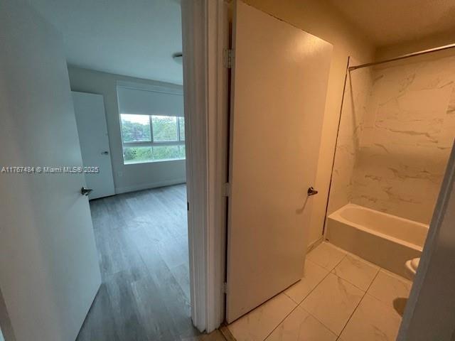 RIVERWOOD - Residential