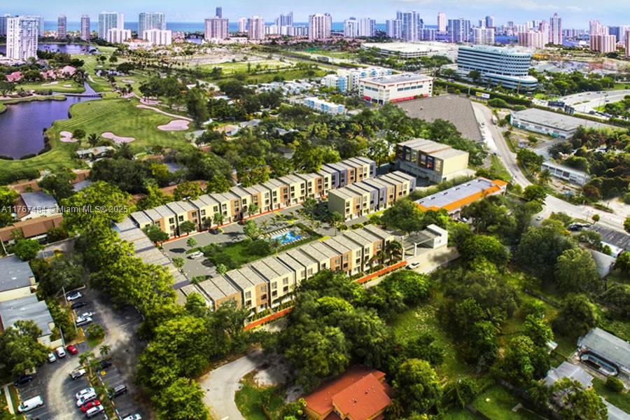 RIVERWOOD - Residential