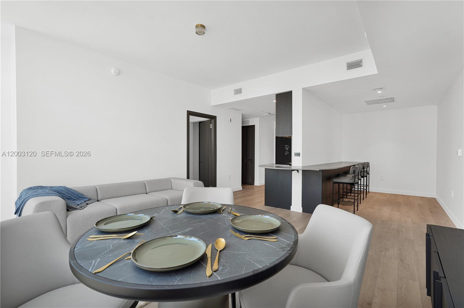 MIAMI NORTH - Residential