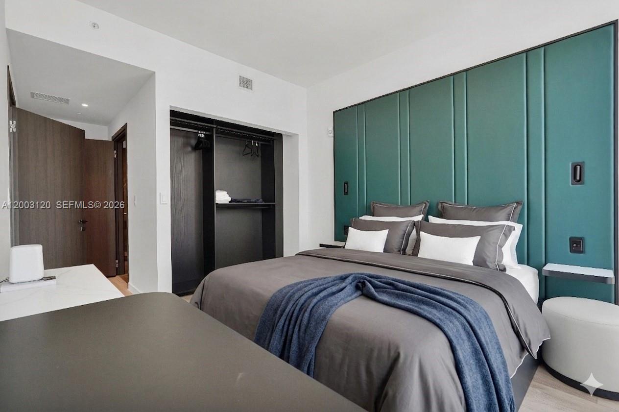 MIAMI NORTH - Residential