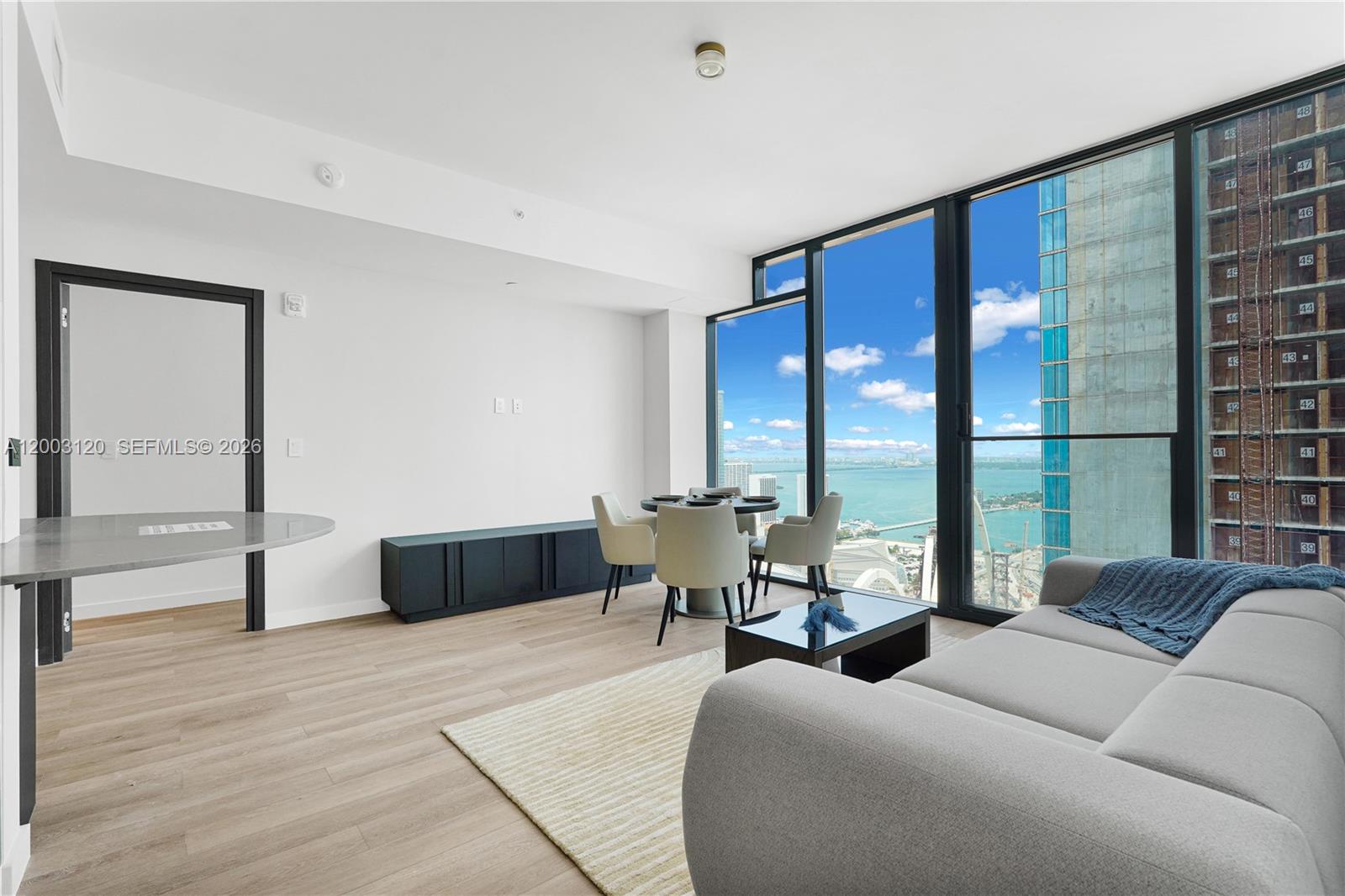 MIAMI NORTH - Residential