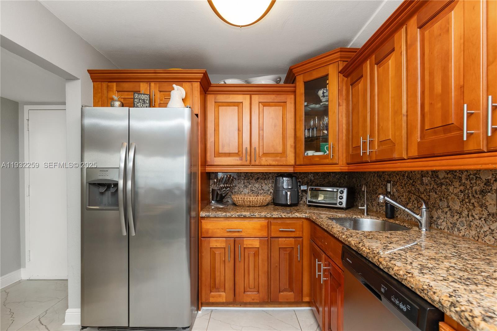 BRITANNIA AT QUADOMAIN CO - Residential Lease