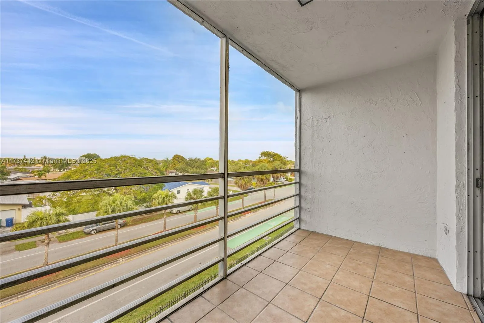 Miami, Florida 33183, United States, 2 Bedrooms Bedrooms, ,2 BathroomsBathrooms,Residential,Active,9317