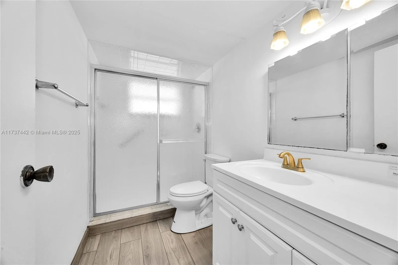 Miami, Florida 33183, United States, 2 Bedrooms Bedrooms, ,2 BathroomsBathrooms,Residential,Active,9317