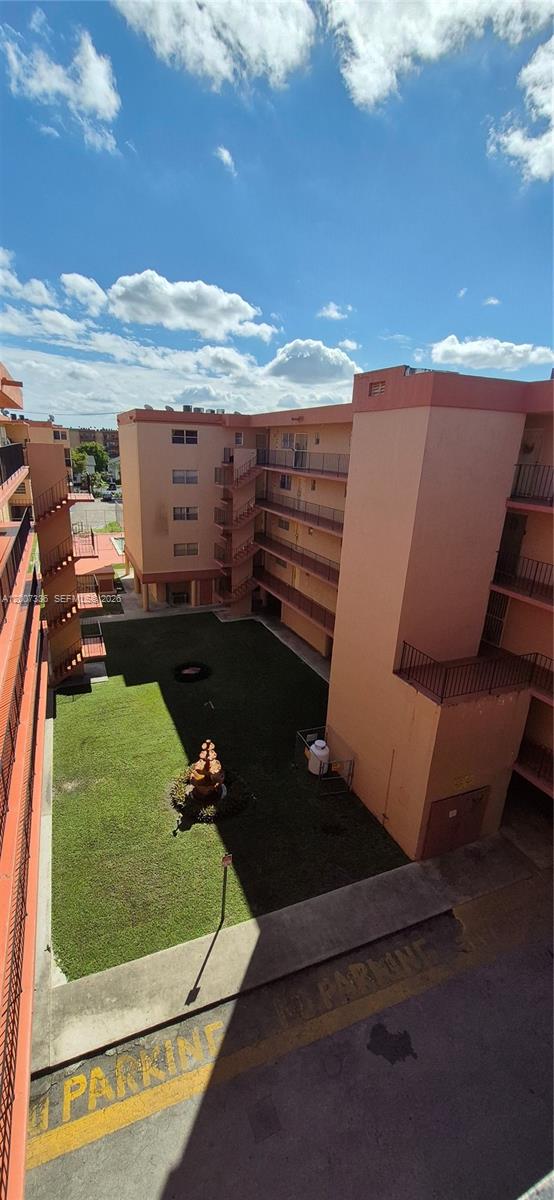 Pal East Gardens Condo - Residential