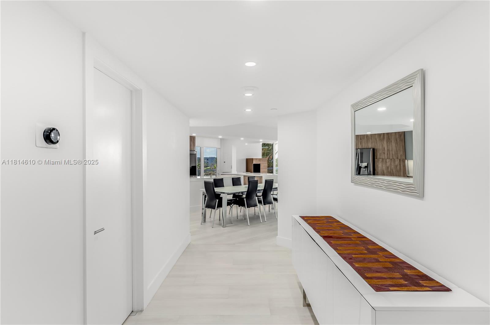 OCEAN 88 CONDOMINIUM - Residential