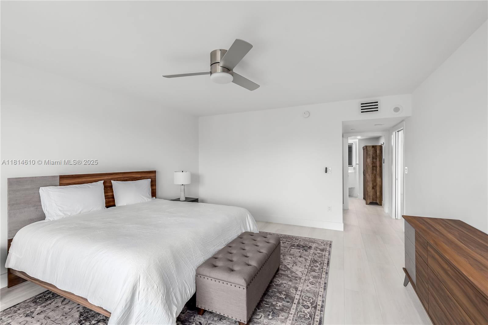 OCEAN 88 CONDOMINIUM - Residential