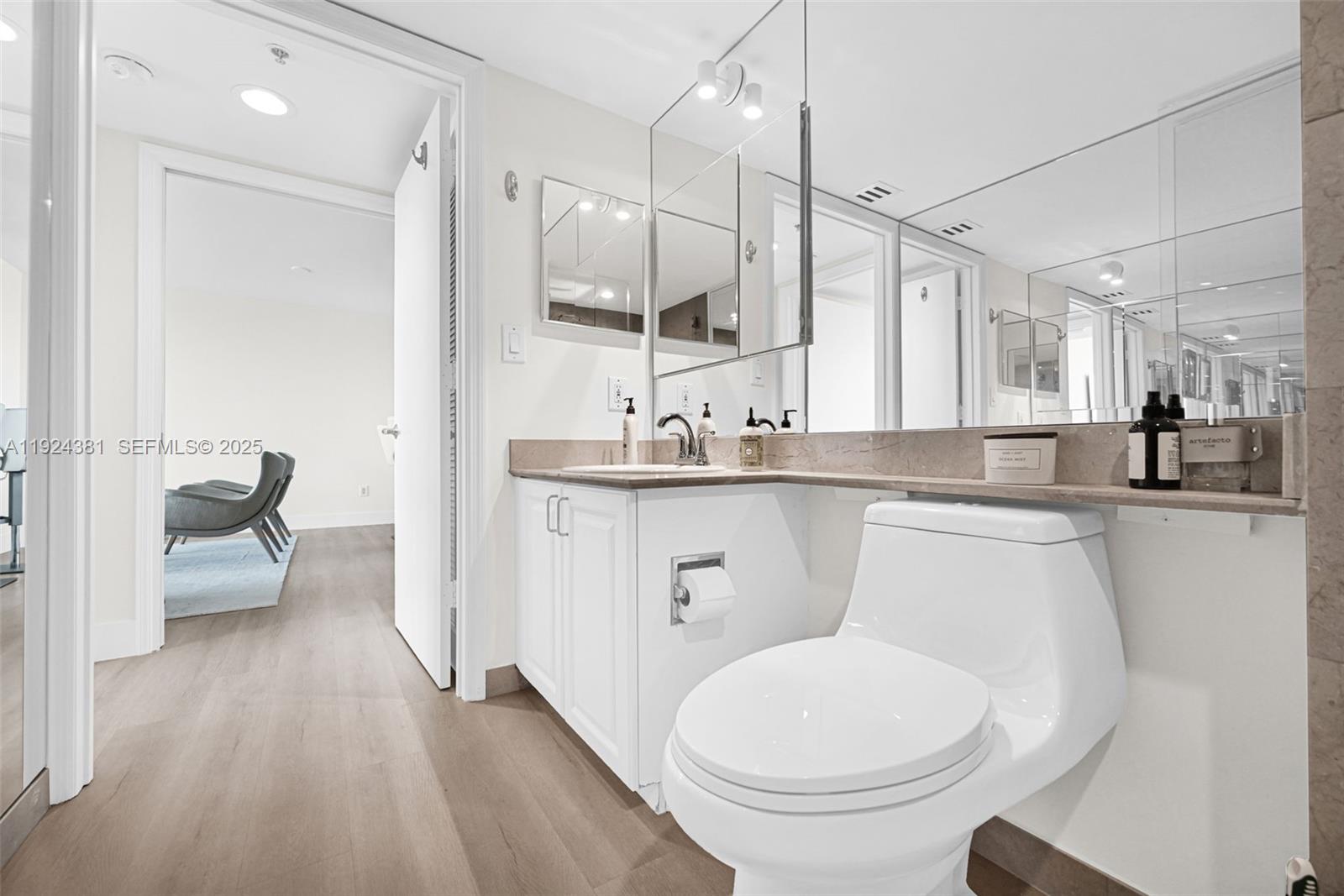 YACHT CLUB AT PORTOFINO C - Residential Lease