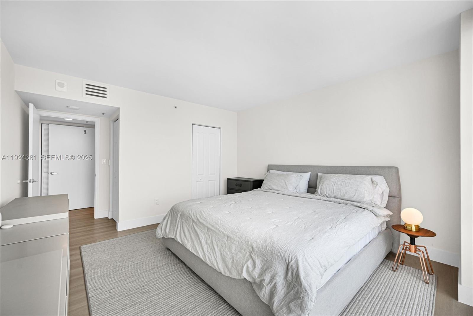 YACHT CLUB AT PORTOFINO C - Residential Lease