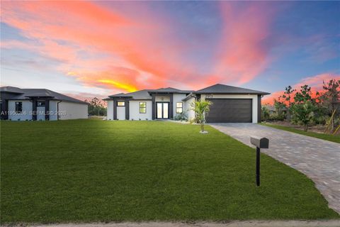 2913 46TH ST W Lehigh Acres FL 33971