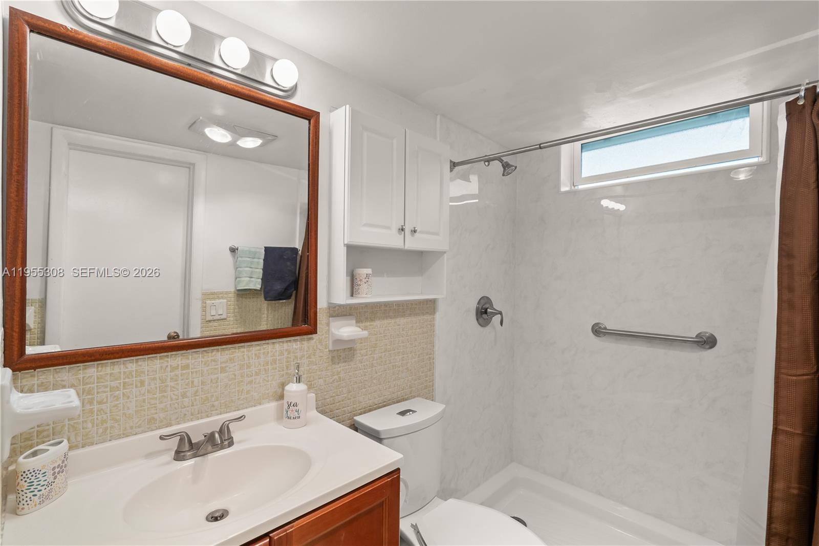 POINT EAST SEC II CONDO - Residential Lease