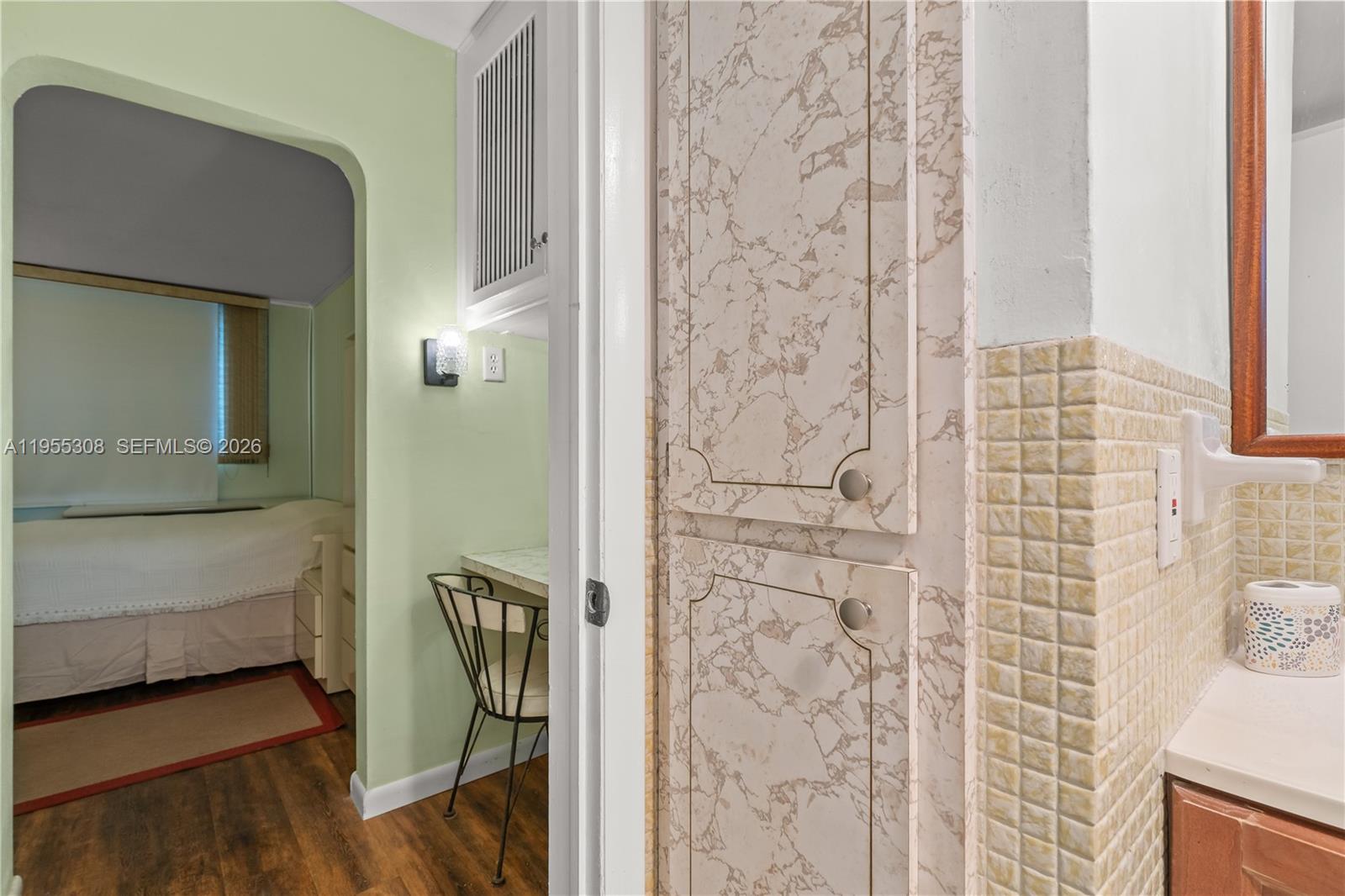 POINT EAST SEC II CONDO - Residential Lease