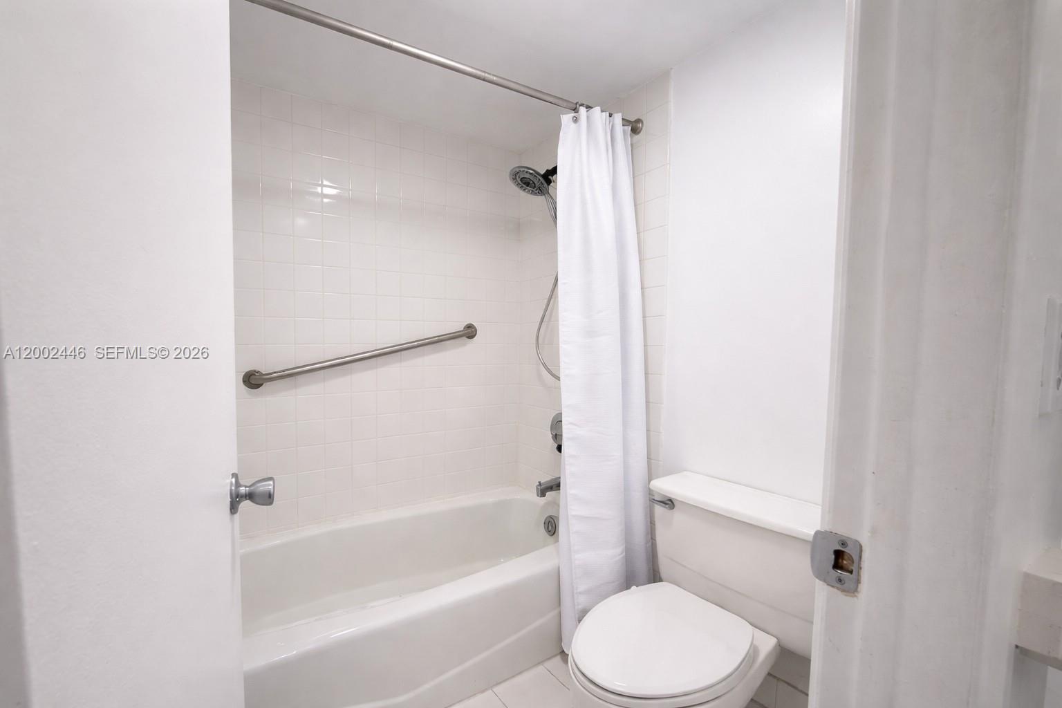 THE PALMS OF KEY BISCAYNE - Residential