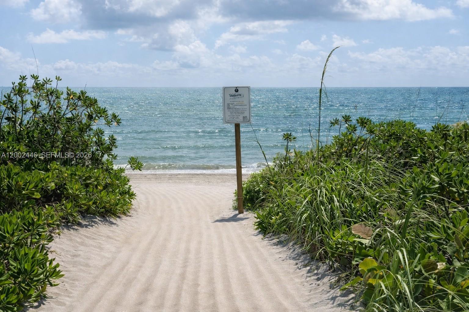 THE PALMS OF KEY BISCAYNE - Residential