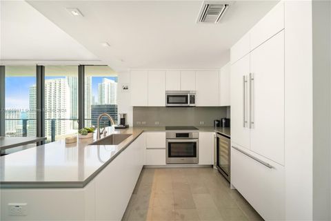 68 SE 6th St 1201 Miami FL 33131