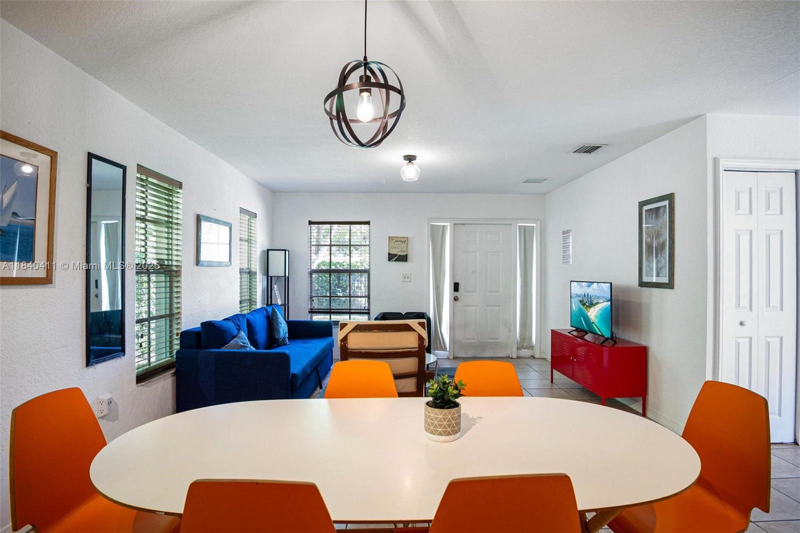 252 NW 40th St A