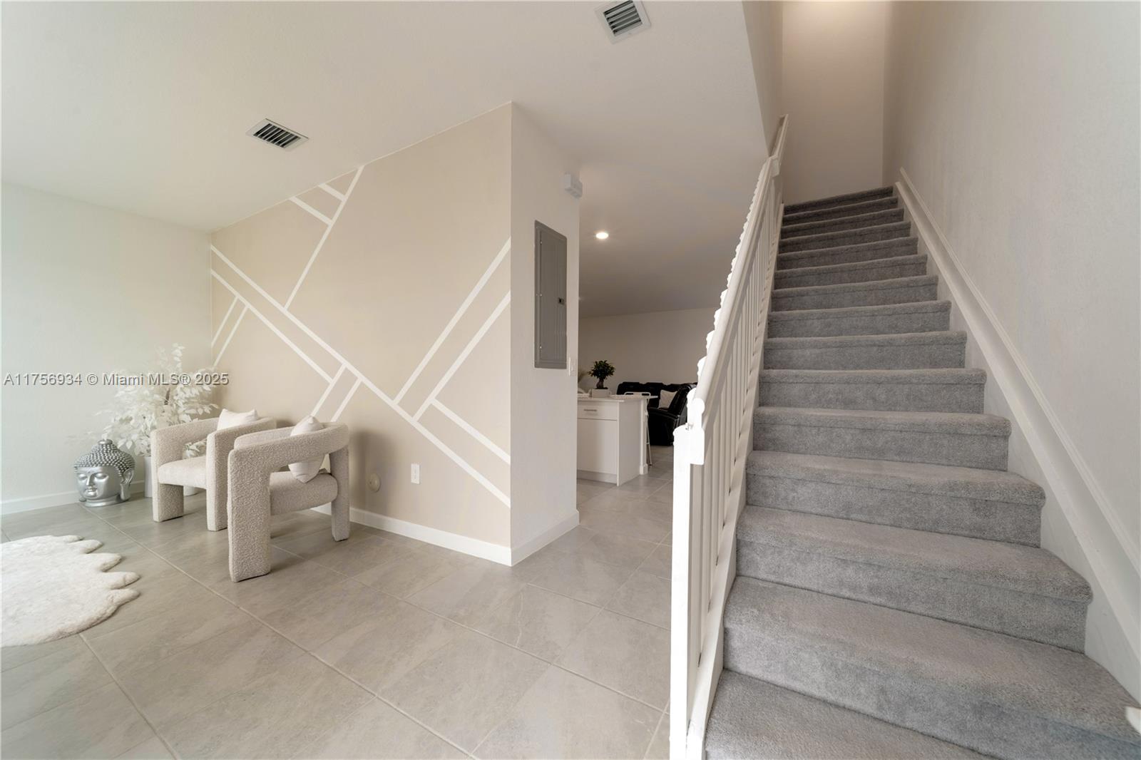 DOWN SOUTH - Residential