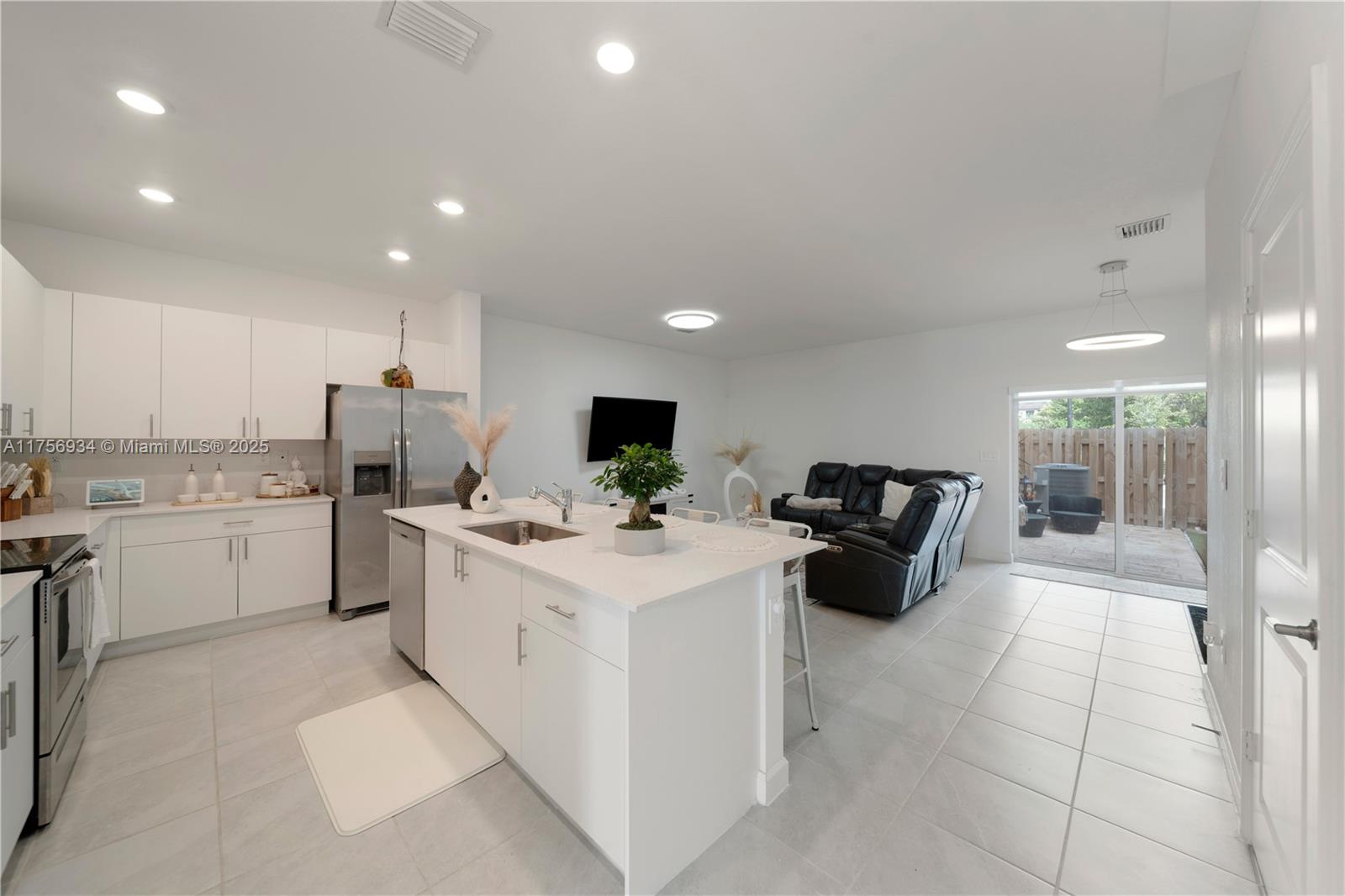 DOWN SOUTH - Residential