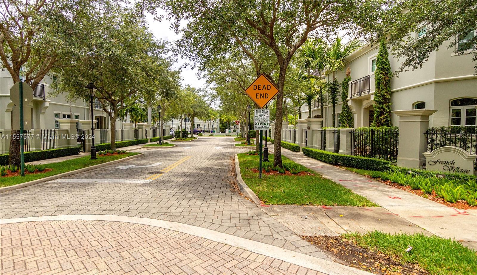 View Pinecrest, FL 33156 townhome