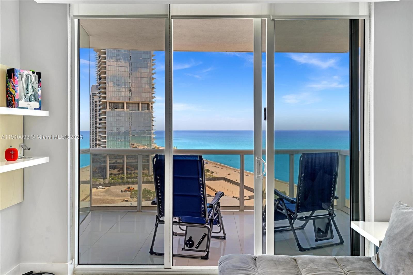 TRUMP ROYALE CONDO - Residential Lease