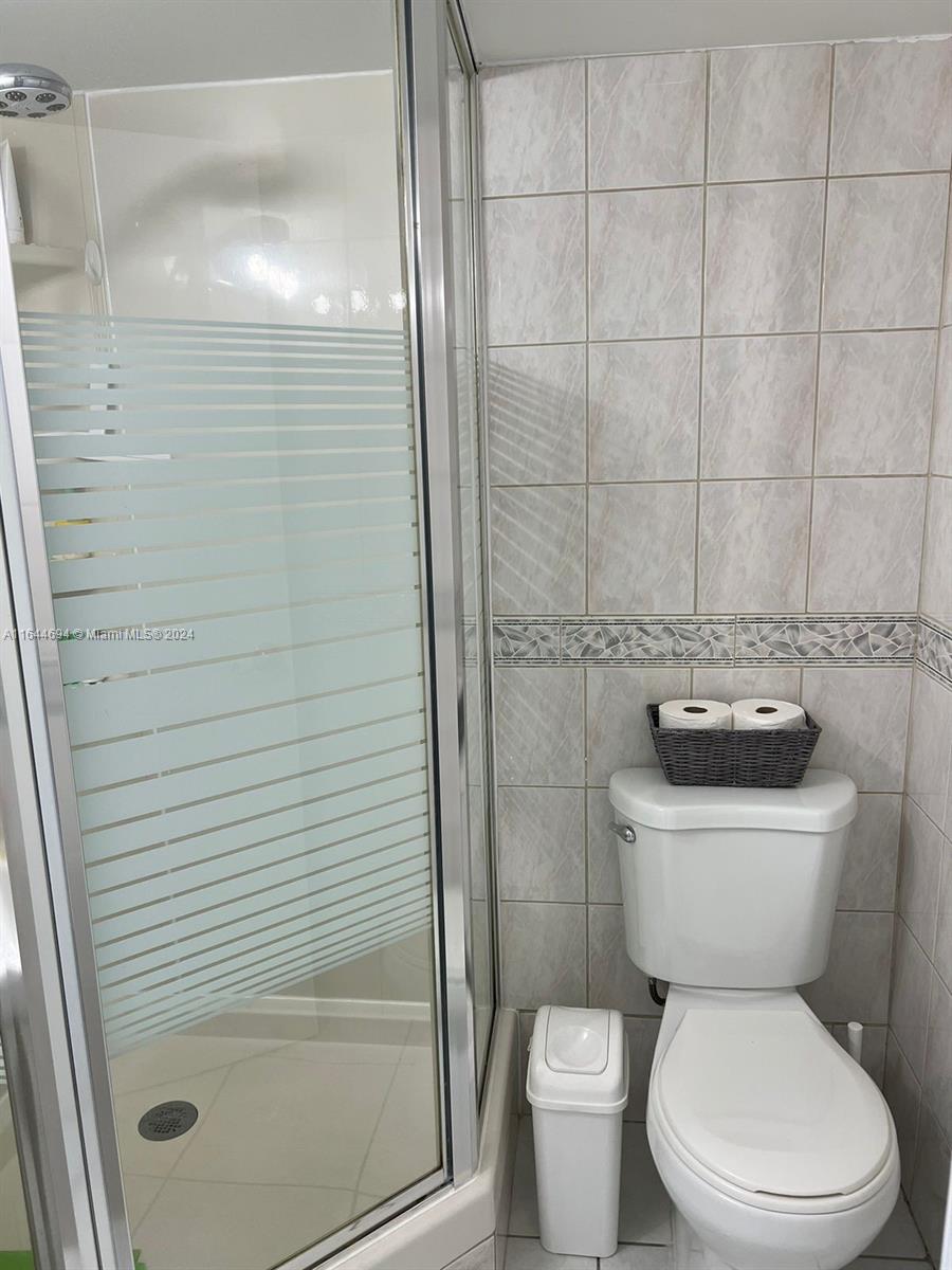 THE ISLES CONDO - Residential Lease