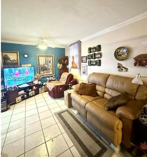 1811 Jefferson St 210
