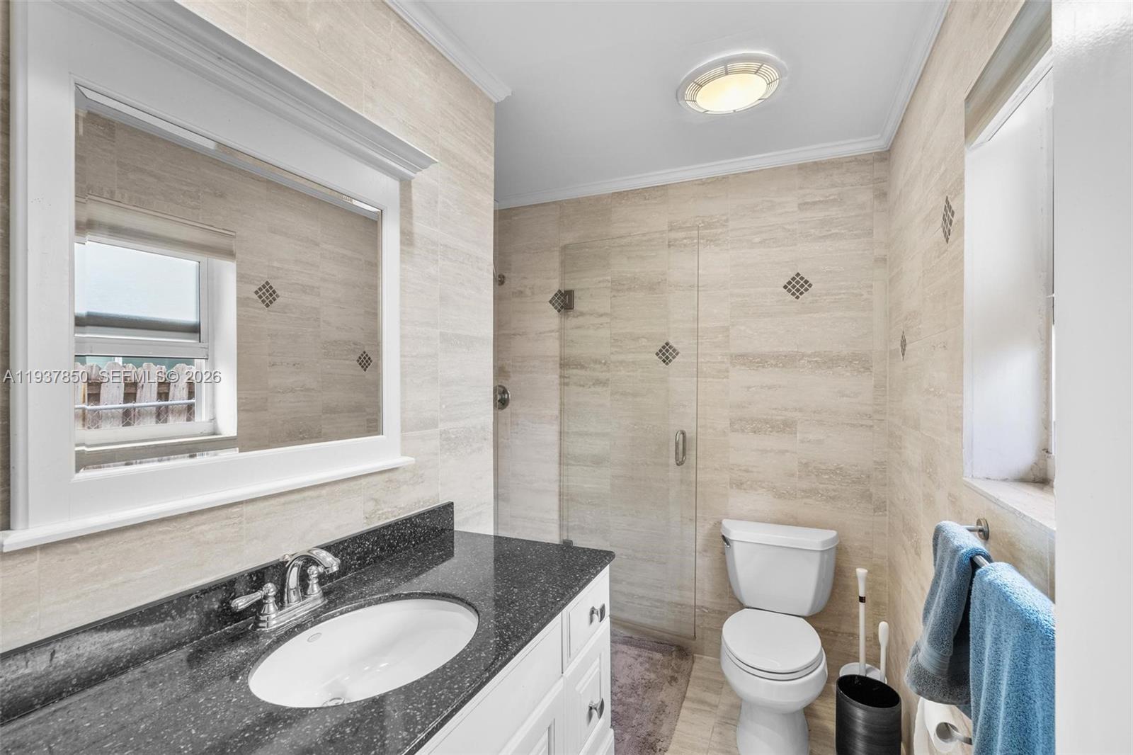 IMPERIAL POINT 3RD SEC - Residential