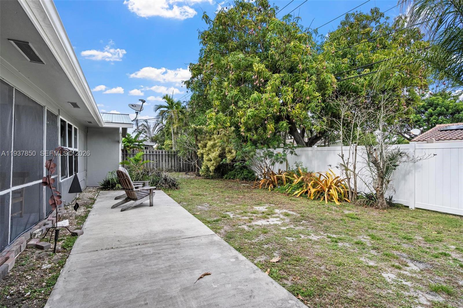 IMPERIAL POINT 3RD SEC - Residential