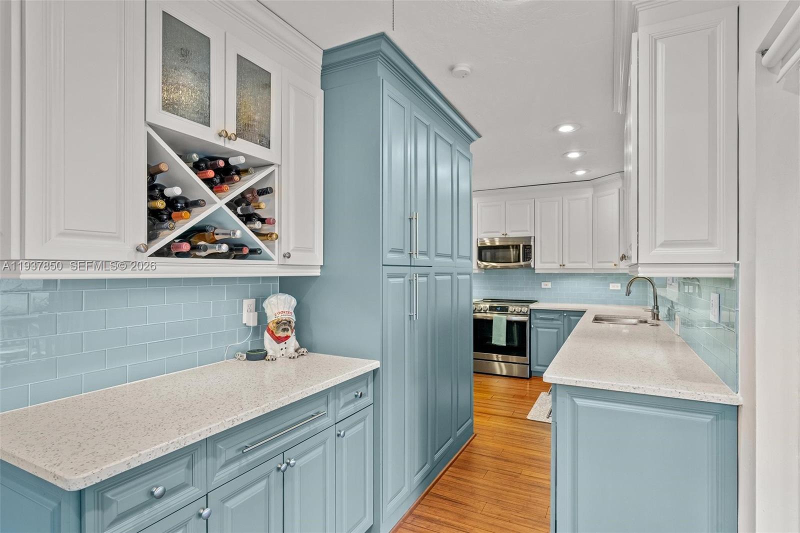 IMPERIAL POINT 3RD SEC - Residential