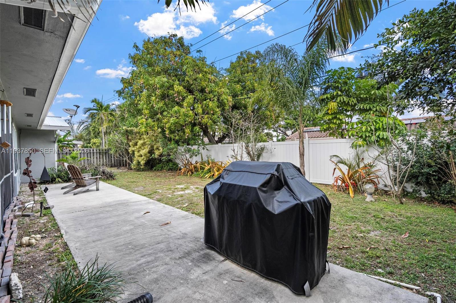 IMPERIAL POINT 3RD SEC - Residential