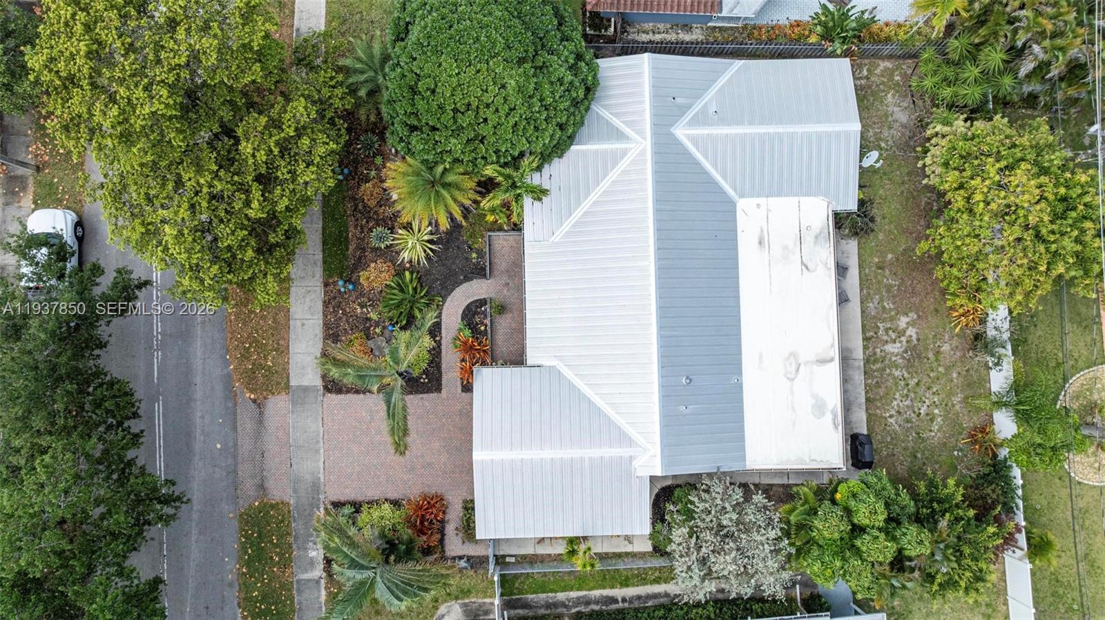 IMPERIAL POINT 3RD SEC - Residential