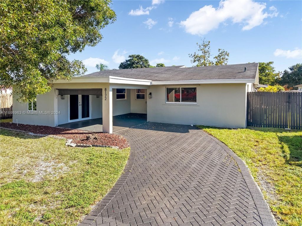 Photo of 8172 NW 67th Ave #8172, Tamarac, FL 33321 (MLS # A11698963)