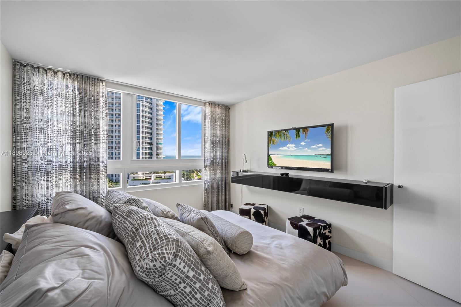 SOUTH POINTE TOWERS CONDO - Residential