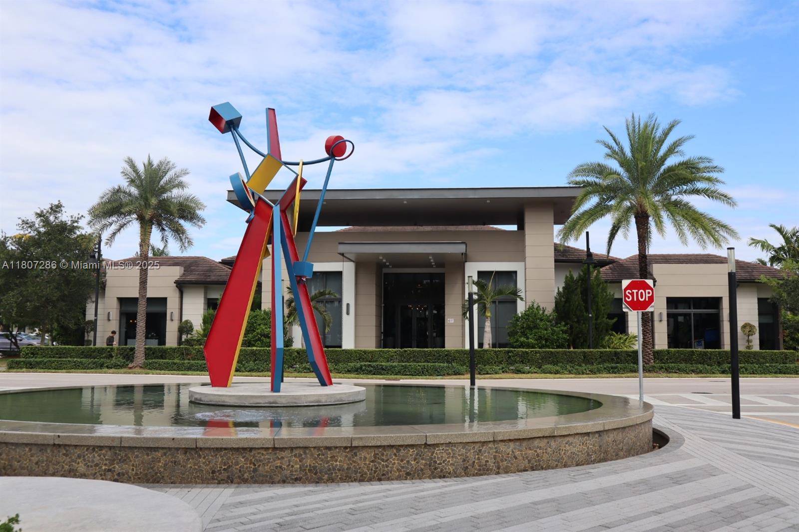 DOWNTOWN DORAL SOUTH PHAS - Residential