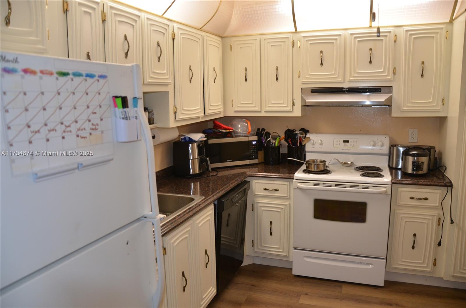 Property for Sale at 2851 Somerset Dr 415, Lauderdale Lakes, Broward County, Florida - Bedrooms: 2 
Bathrooms: 2  - $119,000