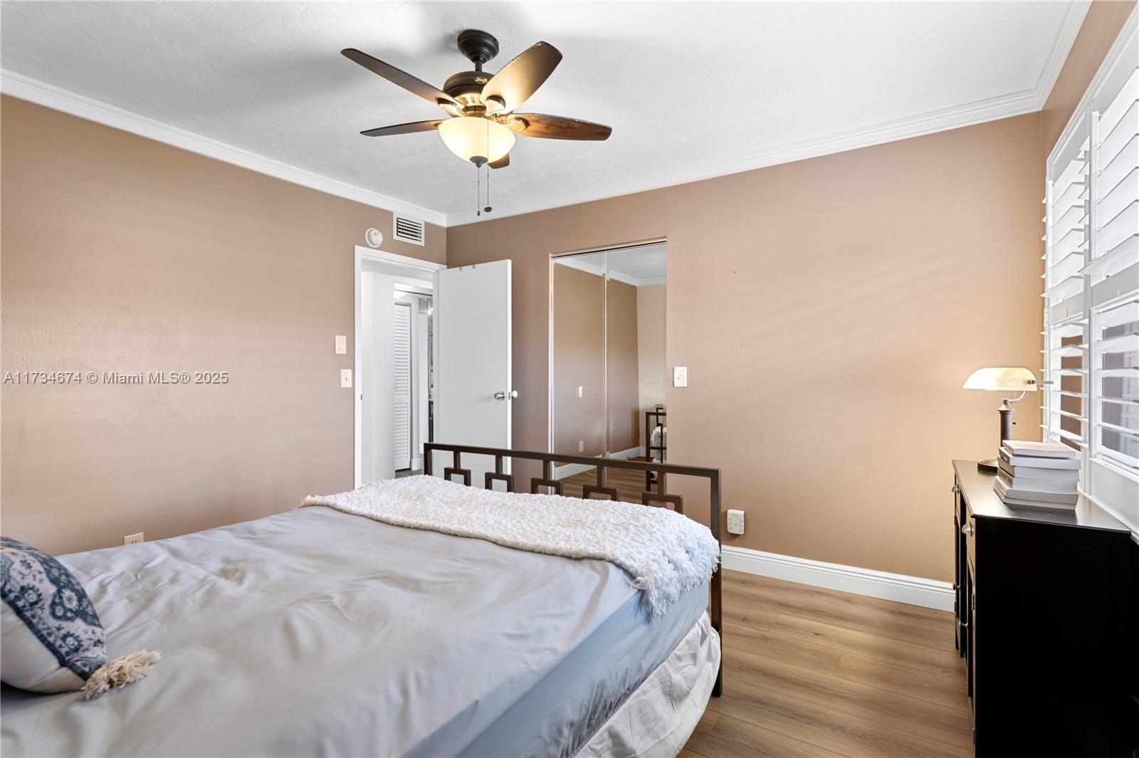 SOMERSET NO FIVE CONDO - Residential