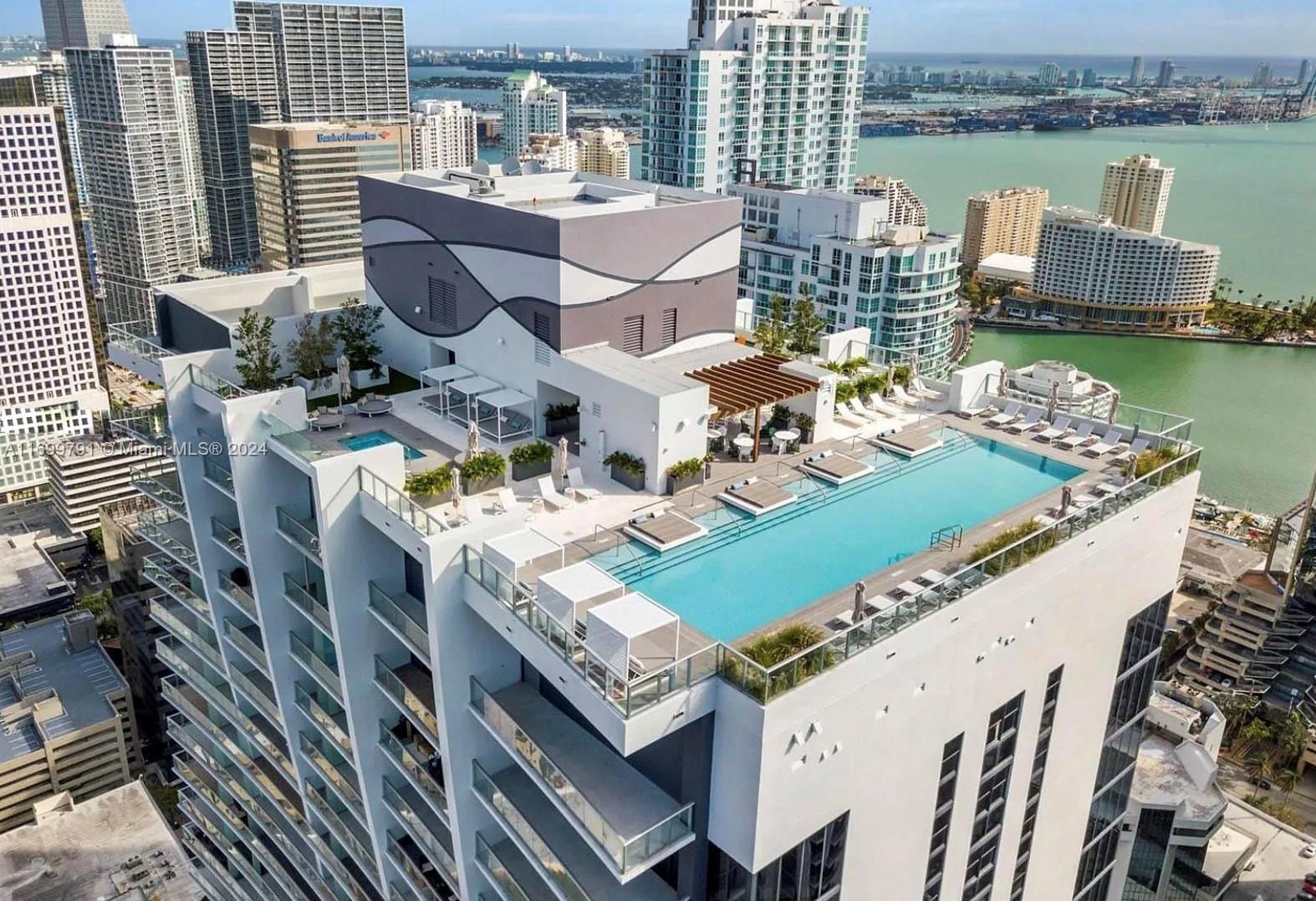 Property for Sale at 1010 Brickell Ave 4408, Miami, Broward County, Florida - Bedrooms: 1 
Bathrooms: 2  - $750,000