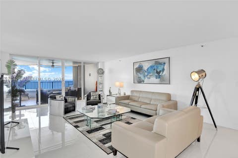 Tiny photo for 5200 N Ocean Dr #1105, Singer Island, FL 33404 (MLS # A12042527)