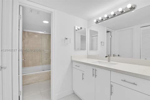 Tiny photo for 5200 N Ocean Dr #1105, Singer Island, FL 33404 (MLS # A12042527)
