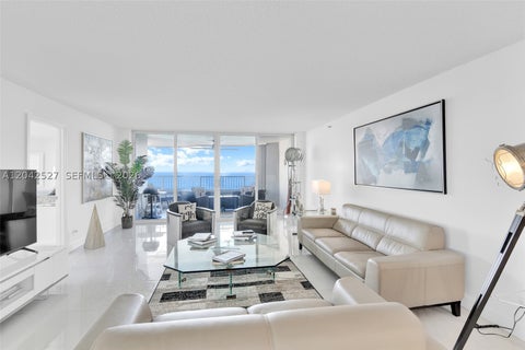 Tiny photo for 5200 N Ocean Dr #1105, Singer Island, FL 33404 (MLS # A12042527)