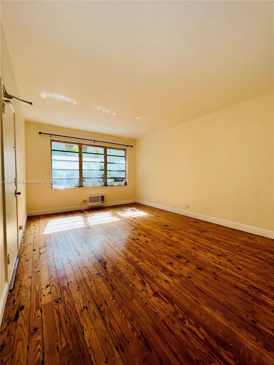 Nestled in the vibrant heart of Miami Beach, just blocks from the beach and top restaurants, this studio offers the perfect blend of location and convenience. Situated across from Flamingo Park, enjoy easy access to green spaces and recreational amenities. Ideal for those seeking a dynamic urban lifestyle in one of Miami's most sought-after neighborhoods. Association requires a credit score of 650+